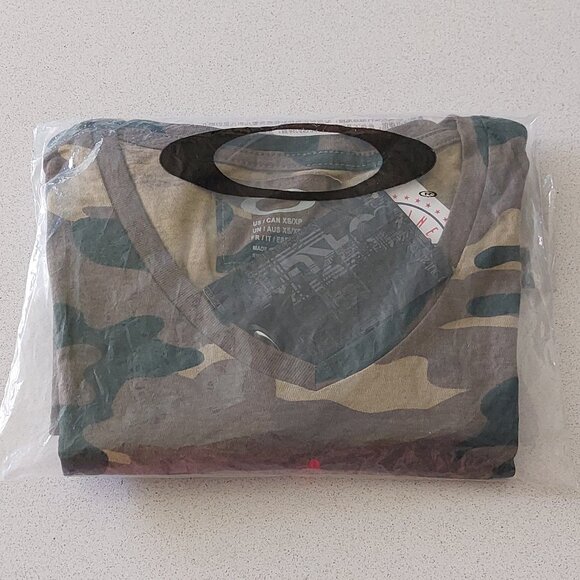 Oakley Angels Baseball Olive & Tan Camo Short Sleeve Tee Women's Size XS - Picture 11 of 11